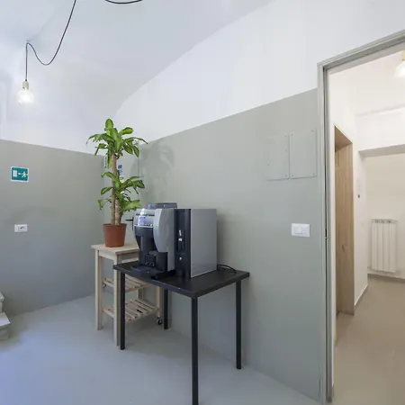 Aparthotel Aurora 2*